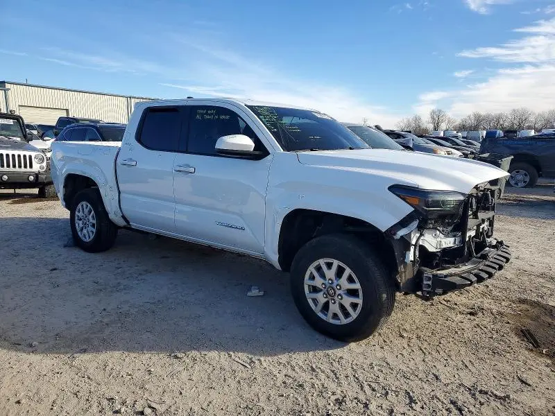 2024 TOYOTA TACOMA SR5  