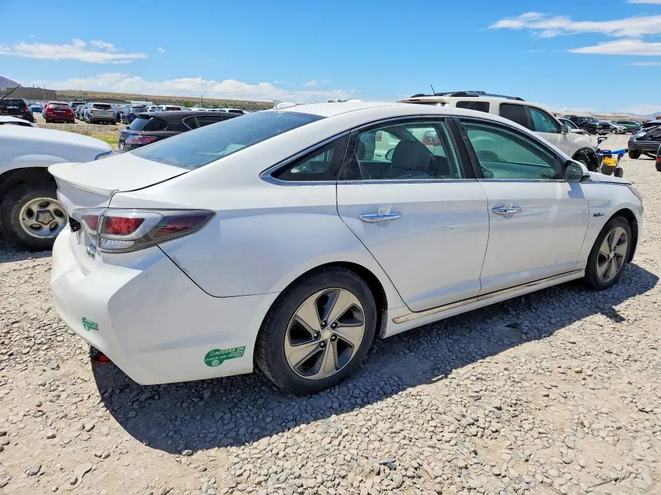 2016 HYUNDAI SONATA PLUG-IN HYBRID  