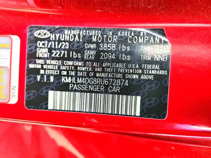 2024 HYUNDAI ELANTRA SEL  
