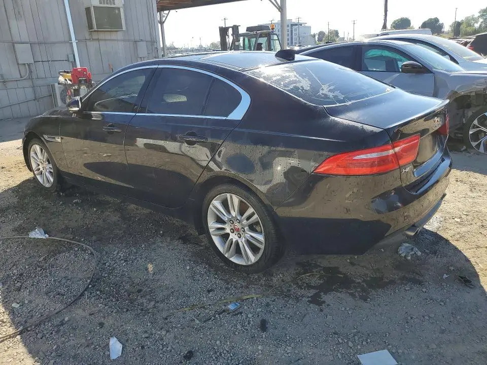 2019 JAGUAR XE AWD 4C 25T