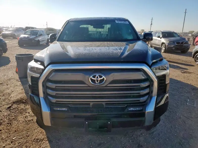 2025 TOYOTA TUNDRA CREWMAX LIMITED  