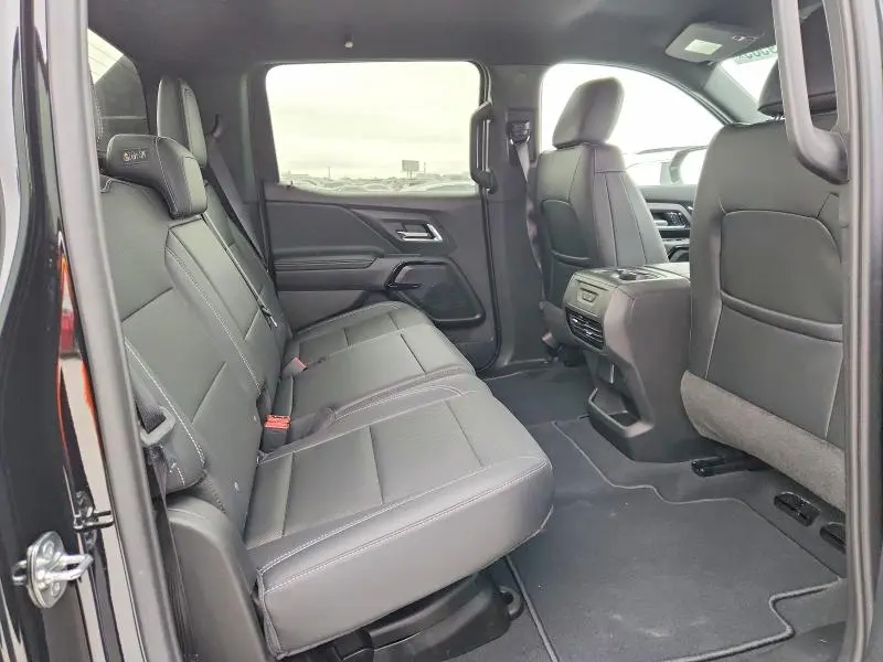 2025 CHEVROLET SILVERADO LT  