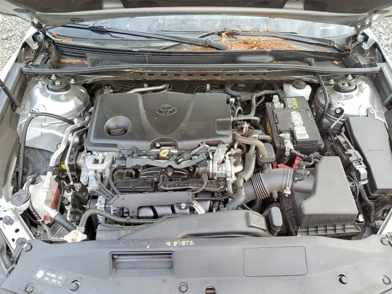 2019 TOYOTA CAMRY SE  