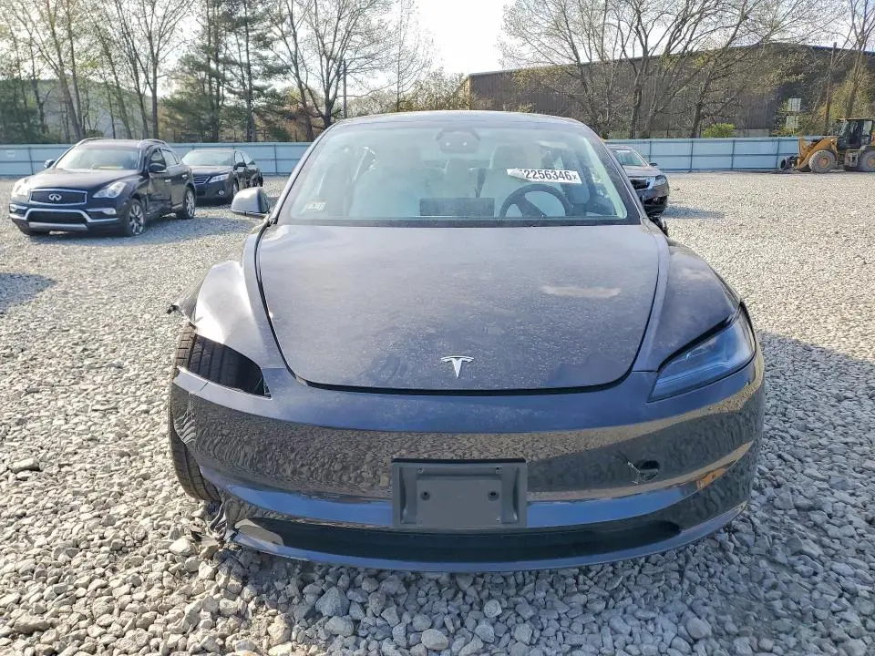 2025 TESLA MODEL 3   