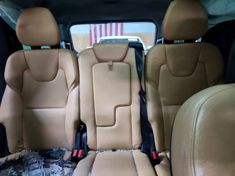 2016 VOLVO XC90 T6  