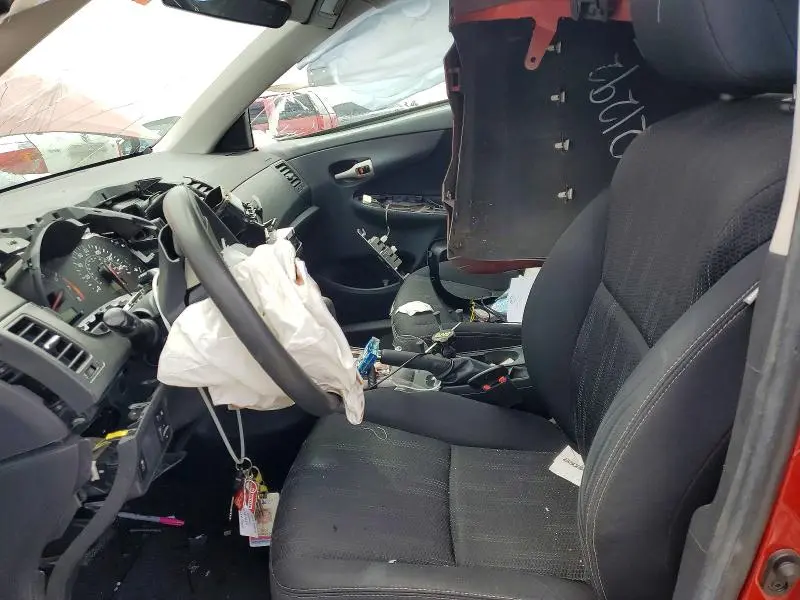 2013 TOYOTA COROLLA S  