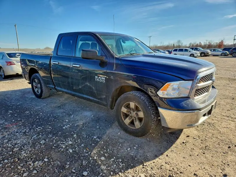 2016 RAM 1500 SLT  
