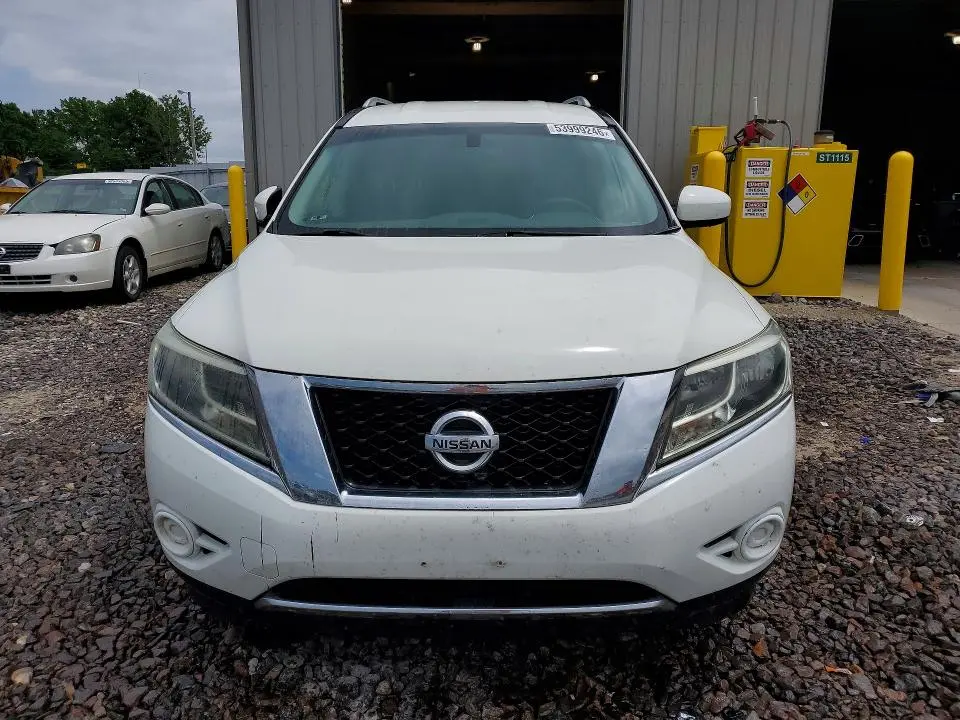 2016 NISSAN PATHFINDER S  