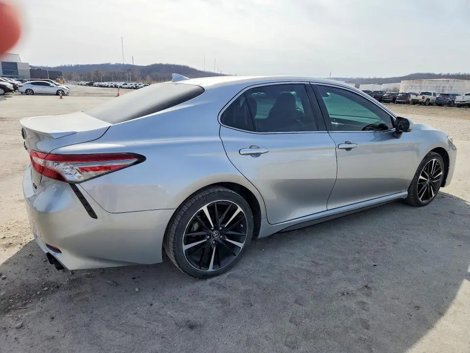 2019 TOYOTA CAMRY XSE  