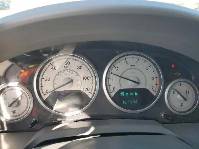 2010 CHRYSLER TOWN & COUNTRY TOURING  