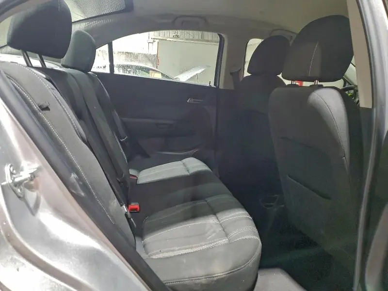 2015 CHEVROLET SONIC LT  