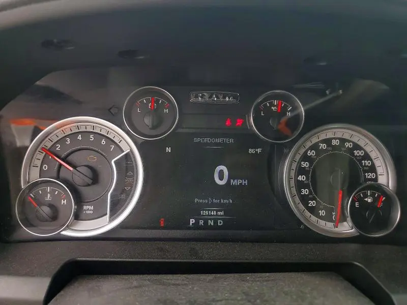 2014 RAM 1500 SLT  