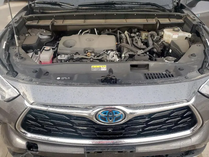 2021 TOYOTA HIGHLANDER HYBRID PLATINUM  