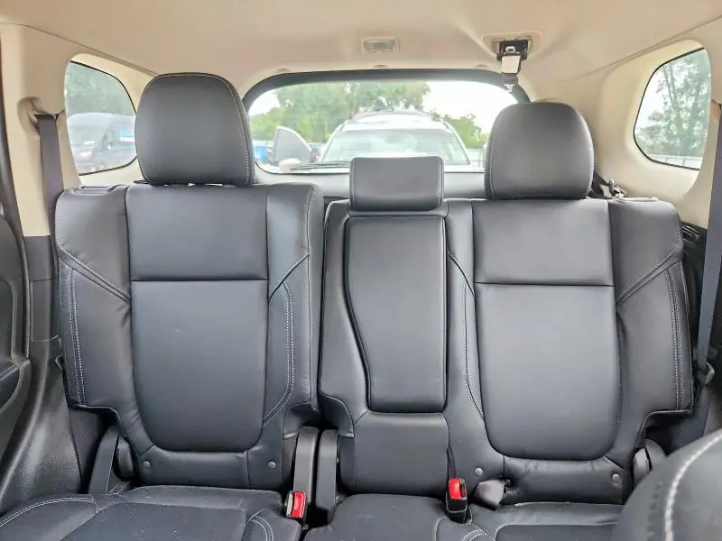 2020 MITSUBISHI OUTLANDER SE  