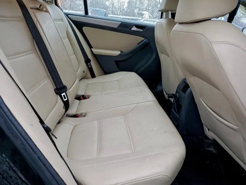 2017 VOLKSWAGEN JETTA SE  