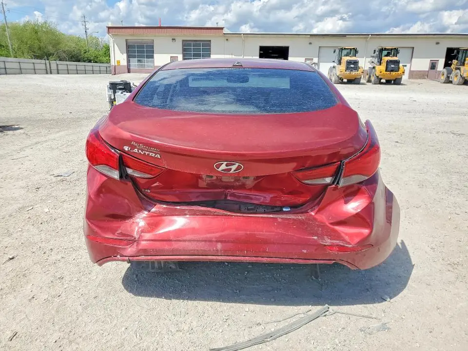 2016 HYUNDAI ELANTRA SE  