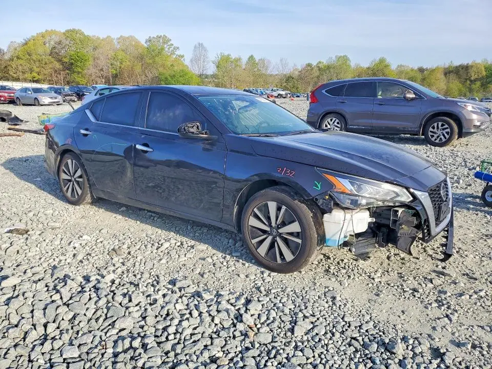 2021 NISSAN ALTIMA 2.5 SV  