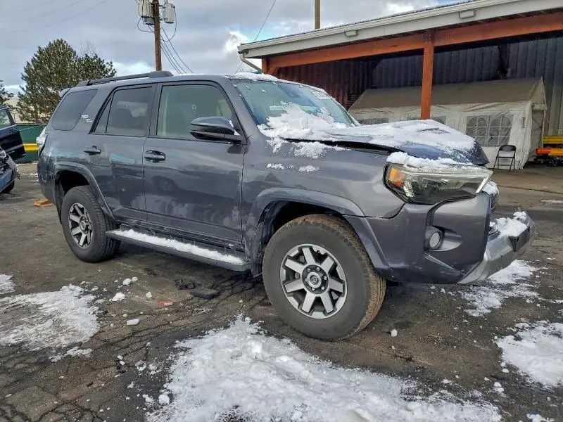 2020 TOYOTA 4RUNNER SR5/SR5 PREMIUM  