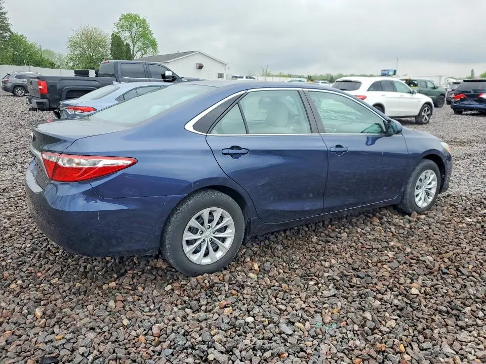 2015 TOYOTA CAMRY LE  