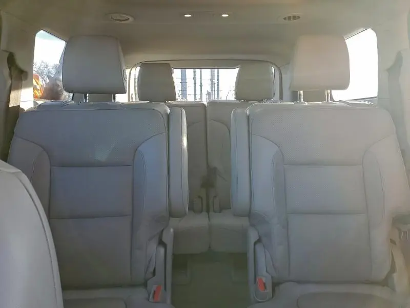 2017 GMC ACADIA SLT-2  