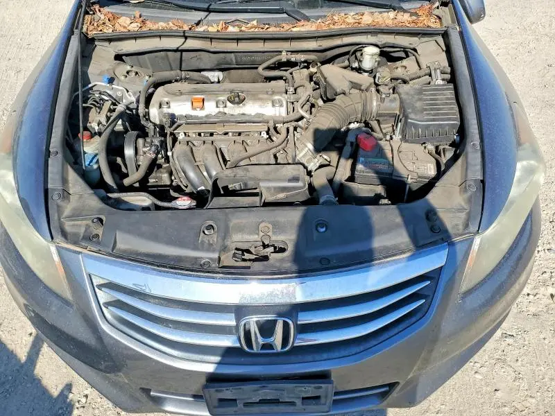 2011 HONDA ACCORD LX  