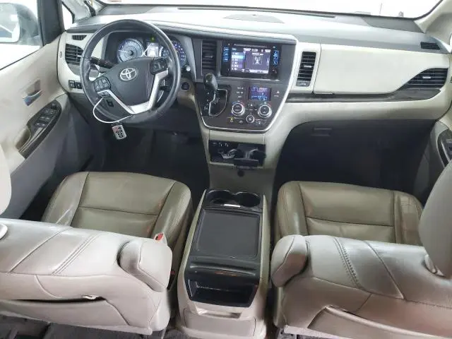 2015 TOYOTA SIENNA XLE  