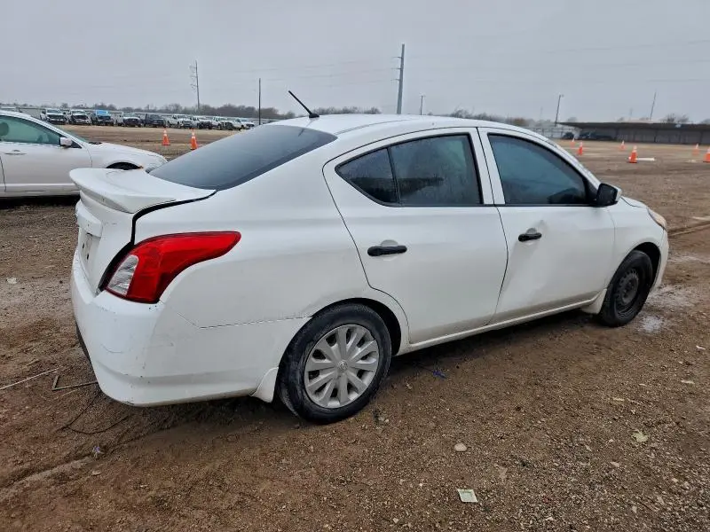 2018 NISSAN VERSA S  