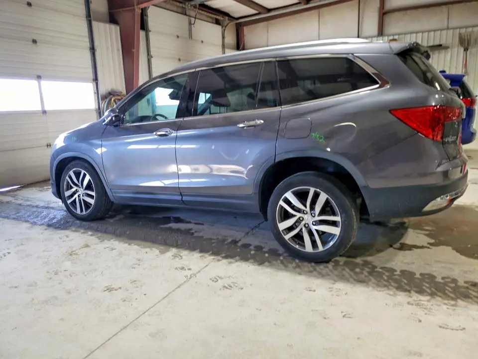 2017 HONDA PILOT TOURING  