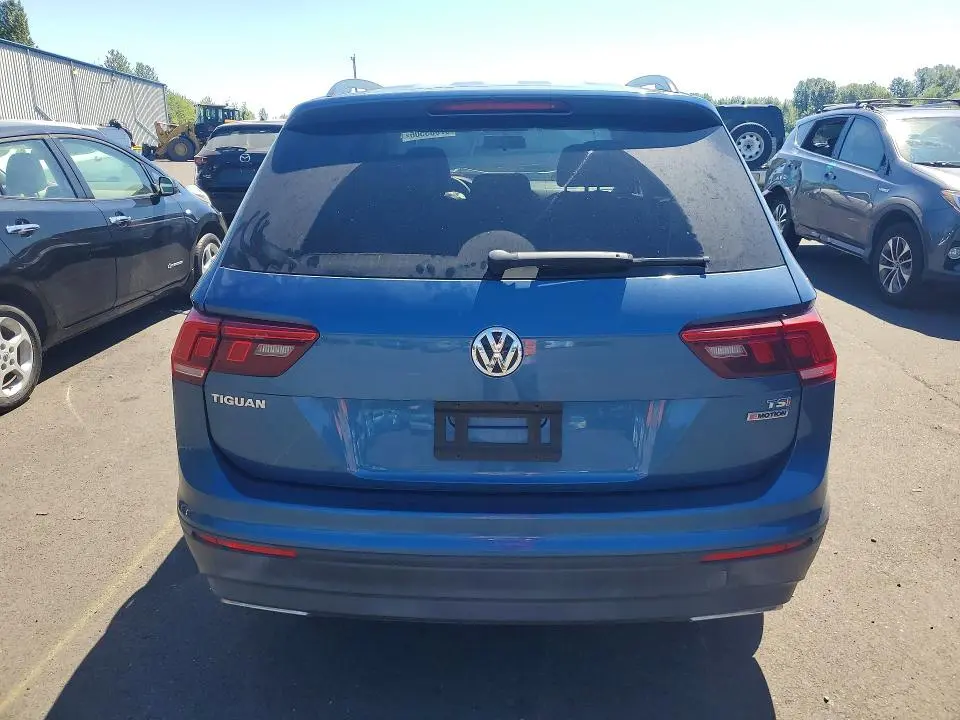 2018 VOLKSWAGEN TIGUAN S  