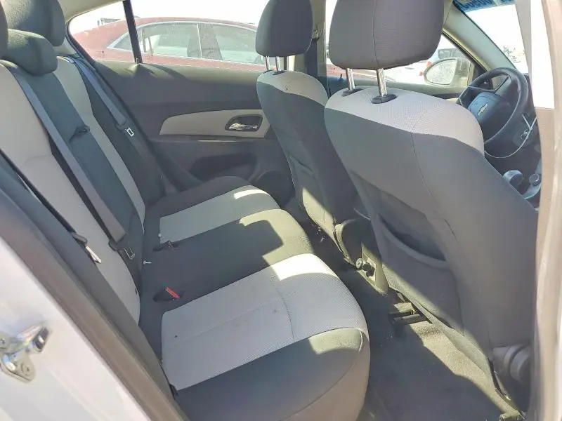 2011 CHEVROLET CRUZE LS  