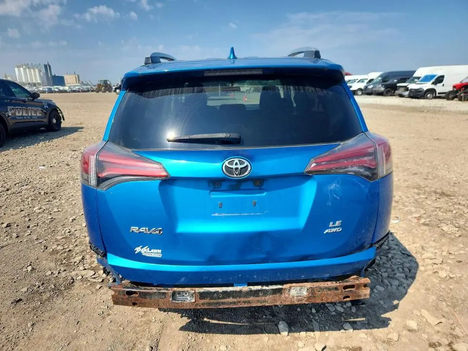 2016 TOYOTA RAV4 LE  
