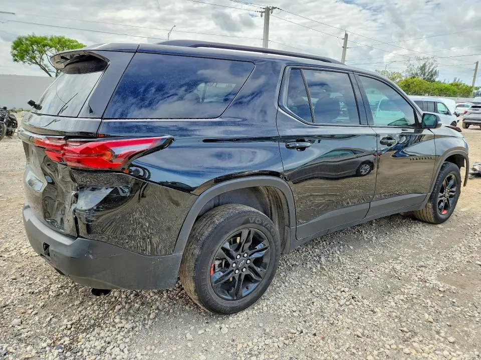 2023 CHEVROLET TRAVERSE LT  