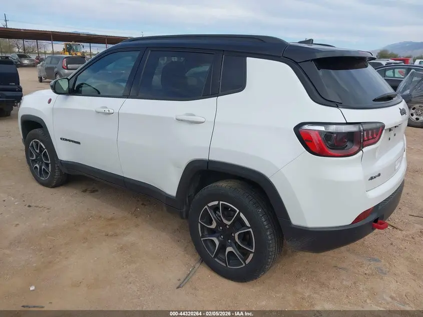 2024 JEEP COMPASS TRAILHAWK 4X4