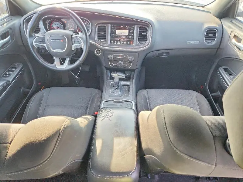 2016 DODGE CHARGER SXT  