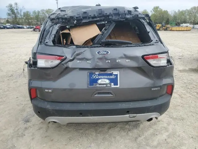 2021 FORD ESCAPE SE  