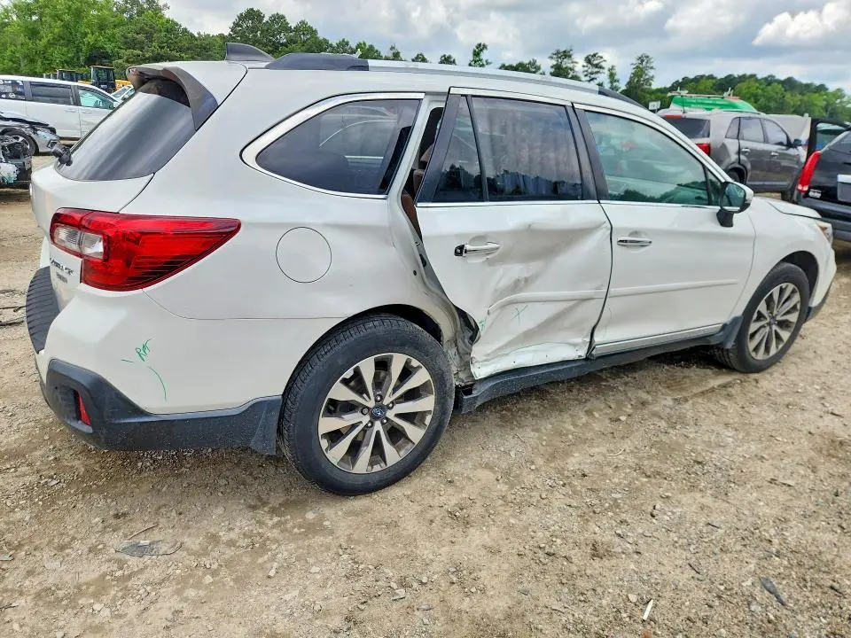 2019 SUBARU OUTBACK TOURING  