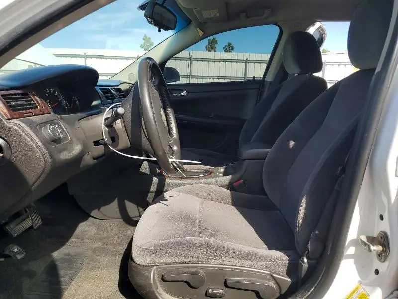 2013 CHEVROLET IMPALA LT  