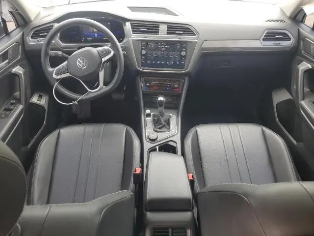 2022 VOLKSWAGEN TIGUAN SE  