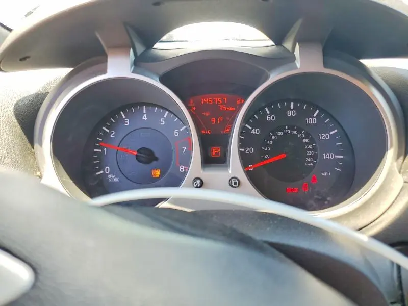 2013 NISSAN JUKE S  
