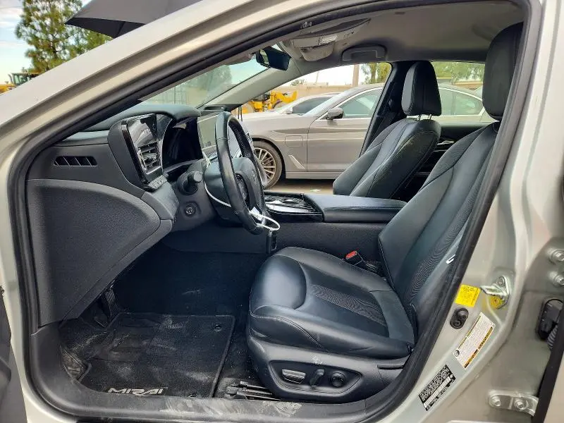 2024 TOYOTA MIRAI XLE  