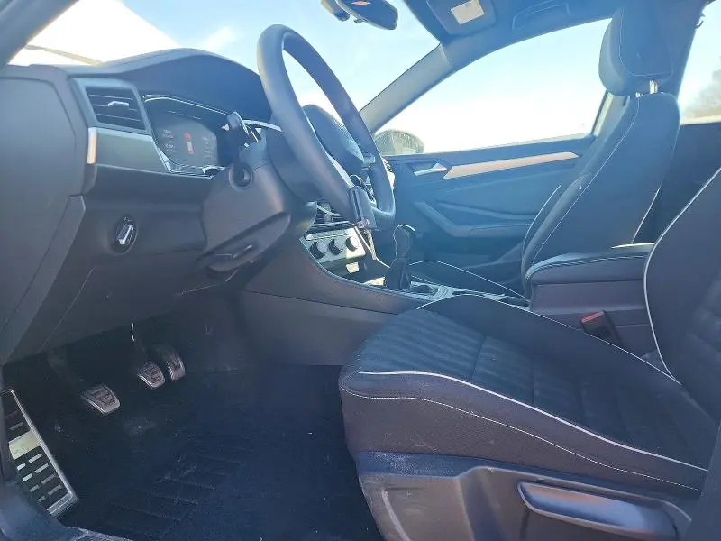 2023 VOLKSWAGEN JETTA SPORT  