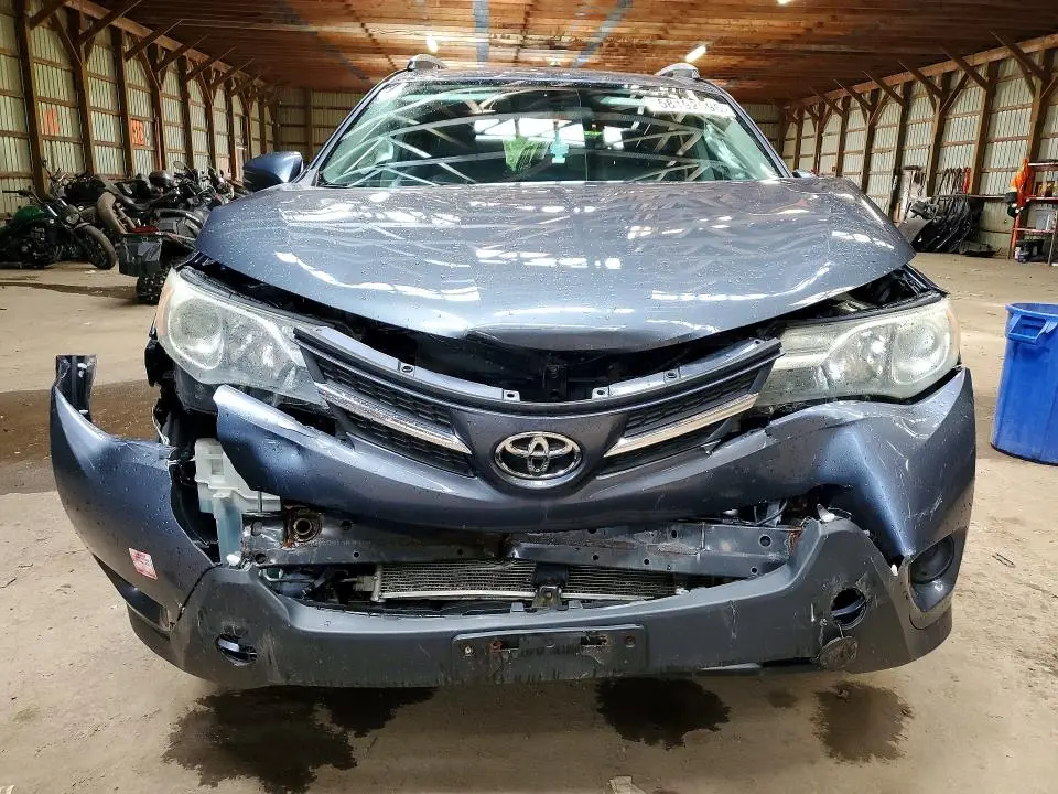2013 TOYOTA RAV4 LE  