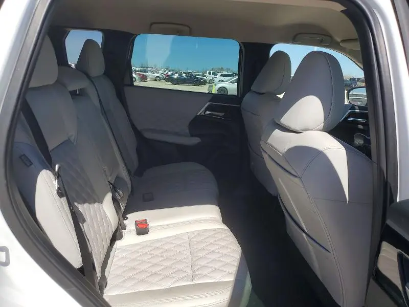 2022 MITSUBISHI OUTLANDER SEL  