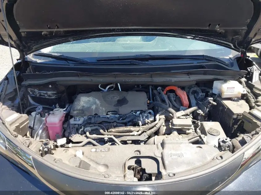 2022 TOYOTA SIENNA XLE WOODLAND EDITION