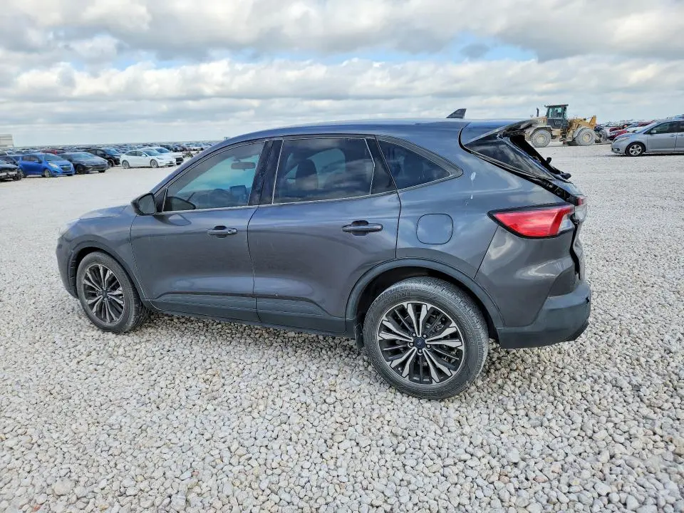 2021 FORD ESCAPE SE  