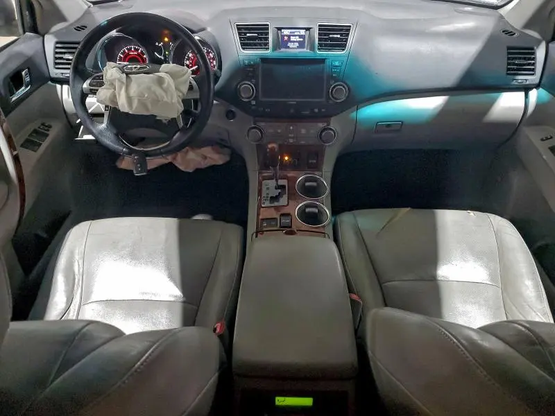 2011 TOYOTA HIGHLANDER LIMITED  