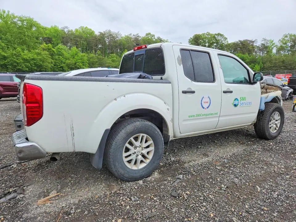2018 NISSAN FRONTIER SV  