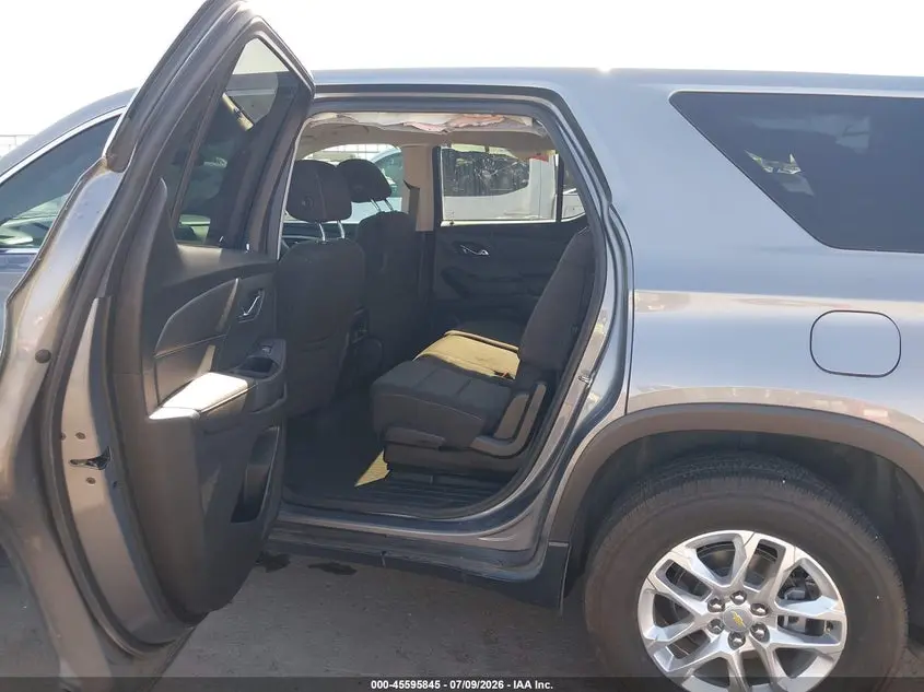 2020 CHEVROLET TRAVERSE FWD LS