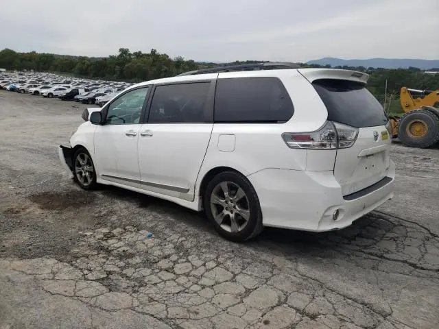 2013 TOYOTA SIENNA SPORT  