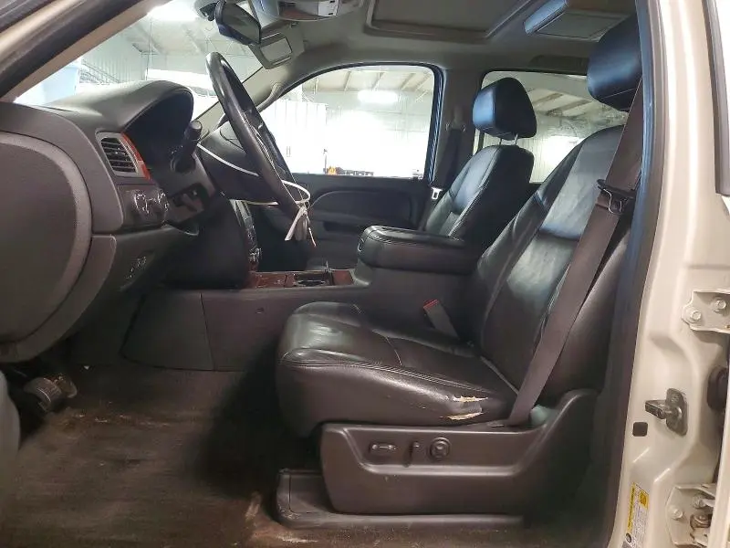 2013 CHEVROLET AVALANCHE LTZ  